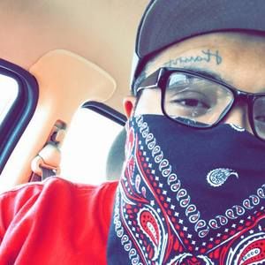 Meet your Posher, Lawrence